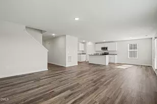 35 Littlefield Ln, La Grange, NC 28551 - Photo 9