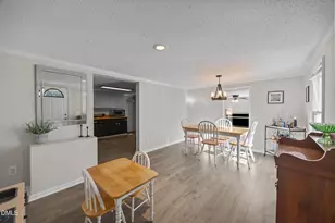 9812 Chris Dr, Raleigh, NC 27603 - Photo 15