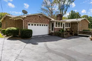 60 Banbury Ct, Roxboro, NC 27573 - Photo 17