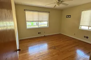 115 W Judd St, Zebulon, NC 27597 - Photo 5