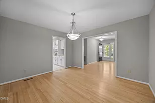 34 Clover Dr, Chapel Hill, NC 27517 - Photo 9