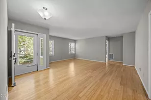 34 Clover Dr, Chapel Hill, NC 27517 - Photo 5