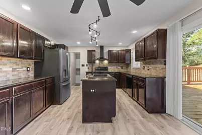 940 Carnegie Drive, Fayetteville, NC 28311 - Photo 5