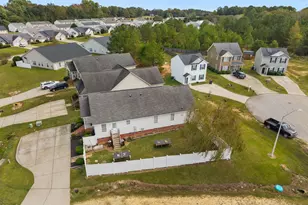 329 Anna St, Lillington, NC 27546 - Photo 3