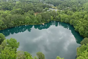 6925 Valley Lake Dr, Raleigh, NC 27612 - Photo 5