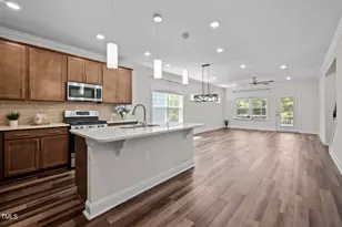 1241 White Flint Cir, Durham, NC 27703 - Photo 5