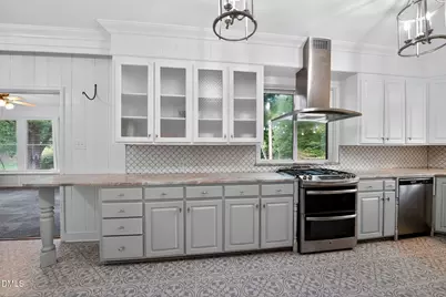 910 Marrow Drive, Henderson, NC 27536 - Photo 9