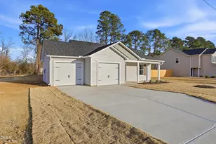202 Streamlet Dr, Fremont, NC 27830 - Photo 3