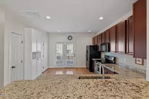 147 Dove Cottage Ln, Cary, NC 27519 - Photo 7