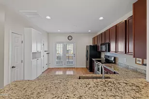 147 Dove Cottage Ln, Cary, NC 27519 - Photo 7