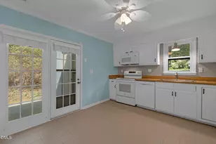 8015 Brown Bark Pl, Raleigh, NC 27615 - Photo 9