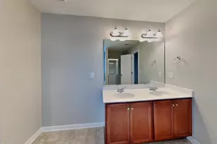 124 Hunterwood Pl, Benson, NC 27504 - Photo 9