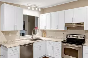 2074 W Green St, Franklinton, NC 27525 - Photo 7