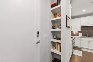 105 Chatham Walk Ln, Cary, NC 27511 - Photo 15