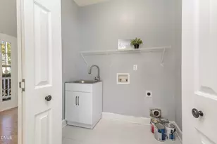 9305 Langwood Dr, Raleigh, NC 27617 - Photo 23