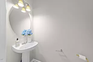 5717 Corbon Crest Ln, Raleigh, NC 27612 - Photo 17