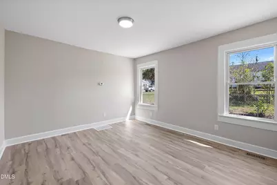 411 W I Street, Erwin, NC 28339 - Photo 9