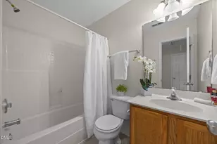 1717 Medallion Dr, Durham, NC 27704 - Photo 19