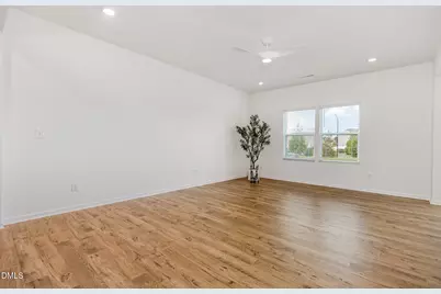 153 N District Avenue, Clayton, NC 27527 - Photo 9