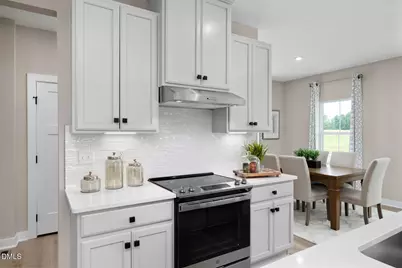 318 Lismore Street, Sanford, NC 27330 - Photo 5