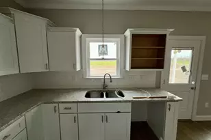 604 S Vance St, Fremont, NC 27830 - Photo 5