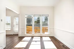 715 Bent Creek Dr, Hope Mills, NC 28348 - Photo 9