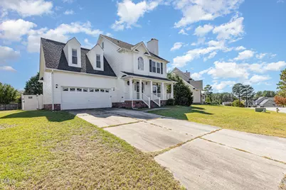 715 Bent Creek Drive, Hope Mills, NC 28348 - Photo 3