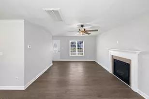 170 Lockwood Dr, Cameron, NC 28326 - Photo 3