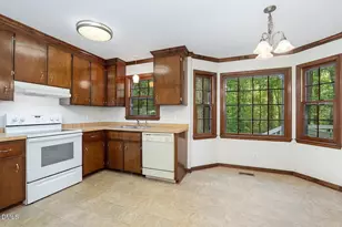 3901 Bamburgh Ln, Apex, NC 27539 - Photo 9