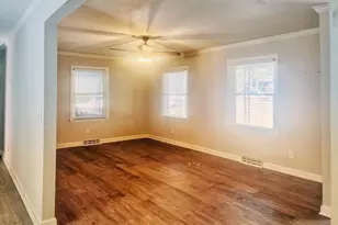 318 S McPherson Church Rd, Fayetteville, NC 28303 - Photo 5