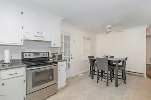 870 Abbott Rd, Henderson, NC 27537 - Photo 9