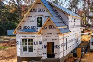 728 Powell Dr, Raleigh, NC 27606 - Photo 1