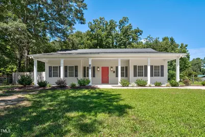 406 S Dennis Street, Enfield, NC 27823 - Photo 1