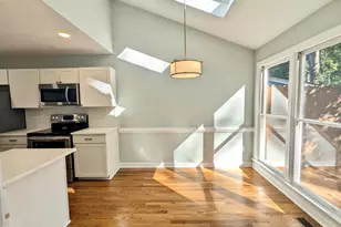 1233 Cranebridge Pl, Chapel Hill, NC 27517 - Photo 7