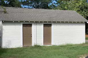 706 W Front St, Lillington, NC 27546 - Photo 35