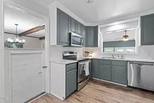 7309 Rouse Rd, Holly Springs, NC 27540 - Photo 5