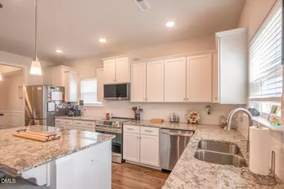 41 S Cousins Court, Smithfield, NC 27577 - Photo 9