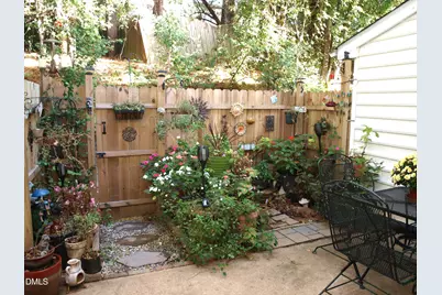 801 Genford Court, Raleigh, NC 27609 - Photo 15