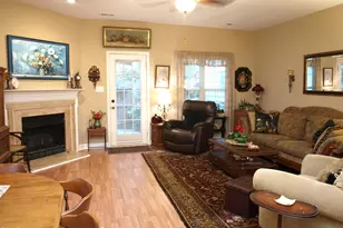 801 Genford Ct, Raleigh, NC 27609 - Photo 7