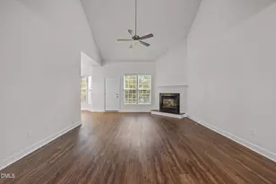 6215 Hilbert Ridge Dr, Holly Springs, NC 27540 - Photo 5