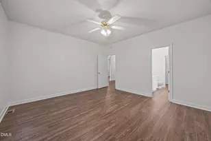 6215 Hilbert Ridge Dr, Holly Springs, NC 27540 - Photo 19