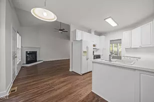 6215 Hilbert Ridge Dr, Holly Springs, NC 27540 - Photo 15