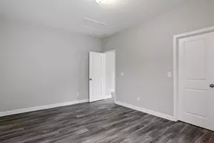 309 Crossland Dr, Chapel Hill, NC 27517 - Photo 29