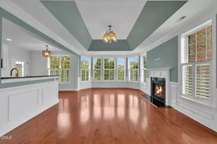 10510 Sablewood Dr, Raleigh, NC 27617 - Photo 9