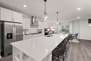 2122 Grouse Ski Cir, Apex, NC 27523 - Photo 3