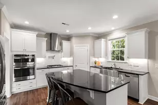 8528 Jordan Meadow Dr, Fuquay Varina, NC 27526 - Photo 7