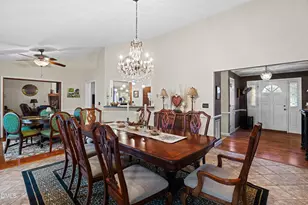 335 Sprunt Dr, Clinton, NC 28328 - Photo 7