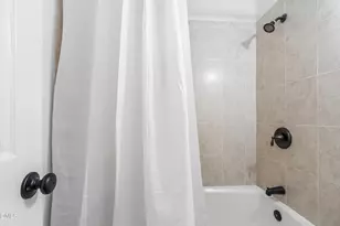 911 Washington St, Raleigh, NC 27605 - Photo 11