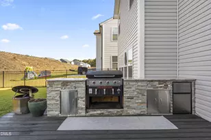 157 Curling Crk Dr, Clayton, NC 27527 - Photo 35