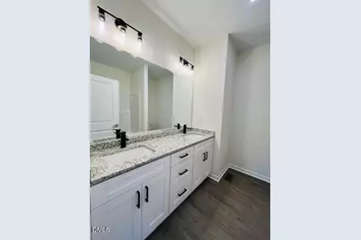 1707 Glenn Street, Burlington, NC 27217 - Photo 9